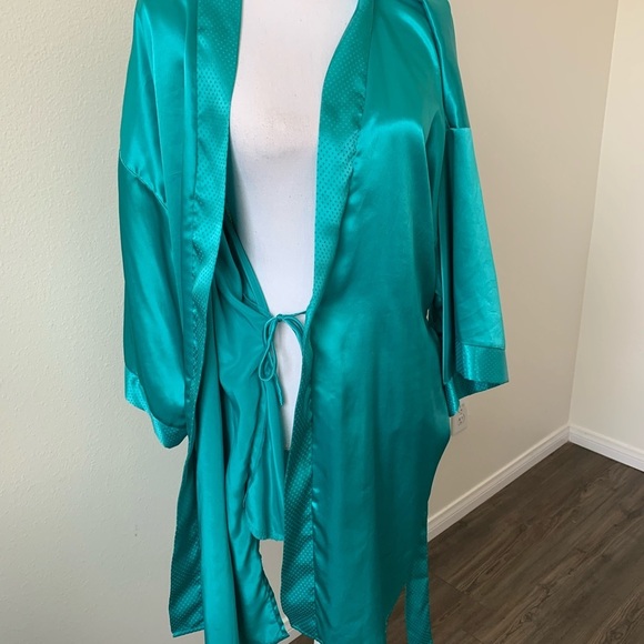 Kimono robe - Picture 4 of 7